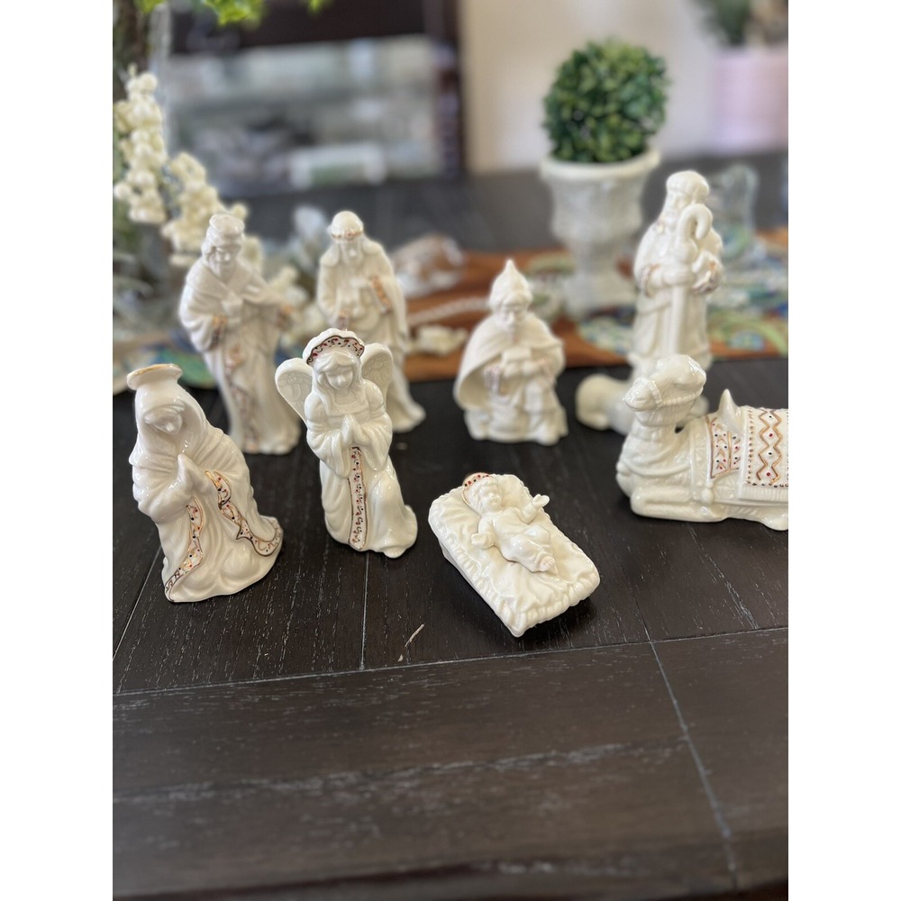 vintage nativity manger scene